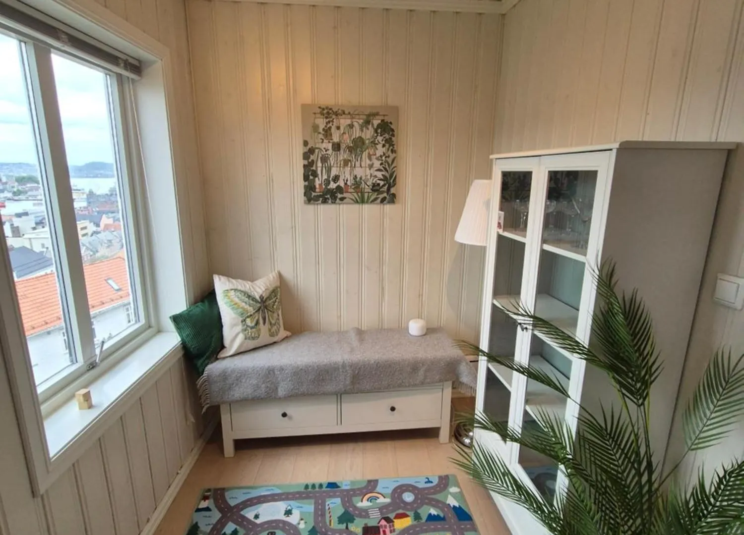 Nydelig Hus Med Privat Hage Og Fantastisk Utsikt Over Fisketorget, Bryggen Og Bergen Sentrum