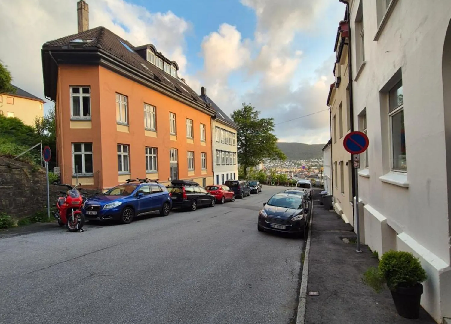 Lägenhet Nydelig Hus Med Privat Hage Og Fantastisk Utsikt Over Fisketorget, Bryggen Og Bergen Sentrum